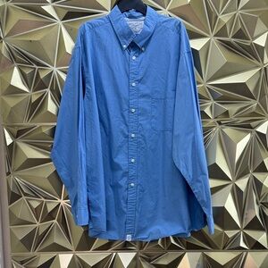 Roundtree & Yorke Casual Blue Button Down Shirt